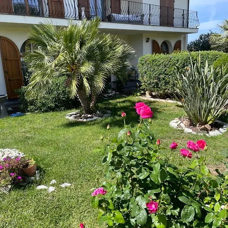 Bed & Breakfast Les Lauriers, D'hotes 3*