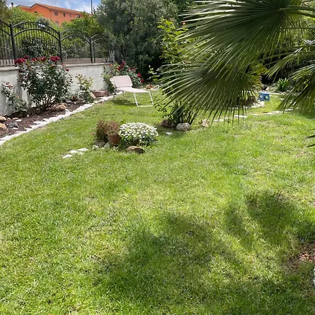 Les Lauriers, D'hotes Bed & Breakfast 3*