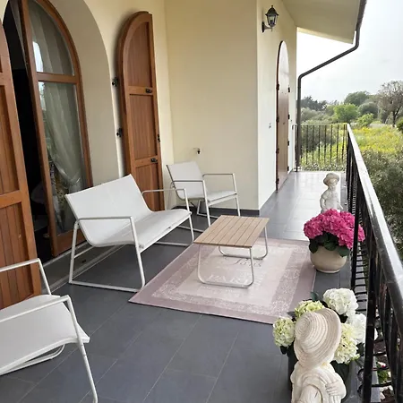 Bed & Breakfast Les Lauriers, D'hotes 3*