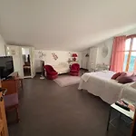 Les Lauriers, D'hotes 3* Siamanna